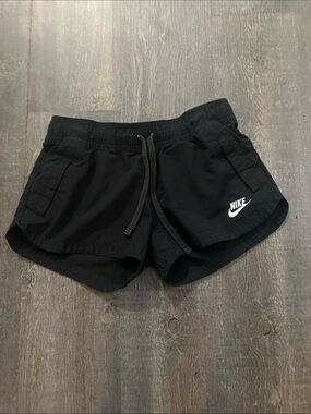Nike Sportswear vintage women’s shorts.